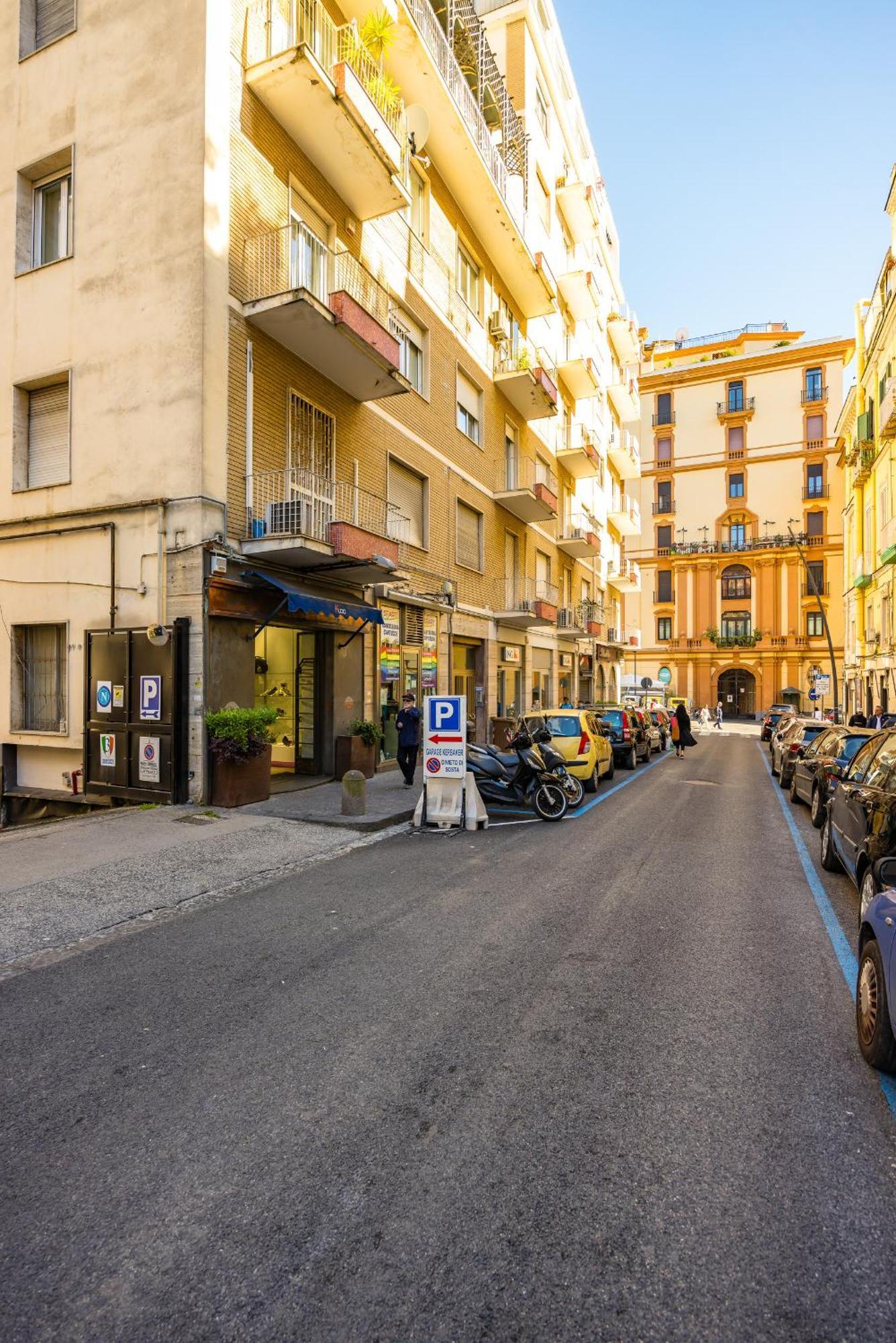 Apartamento Chiave Di Fuga By Napoliapartments *