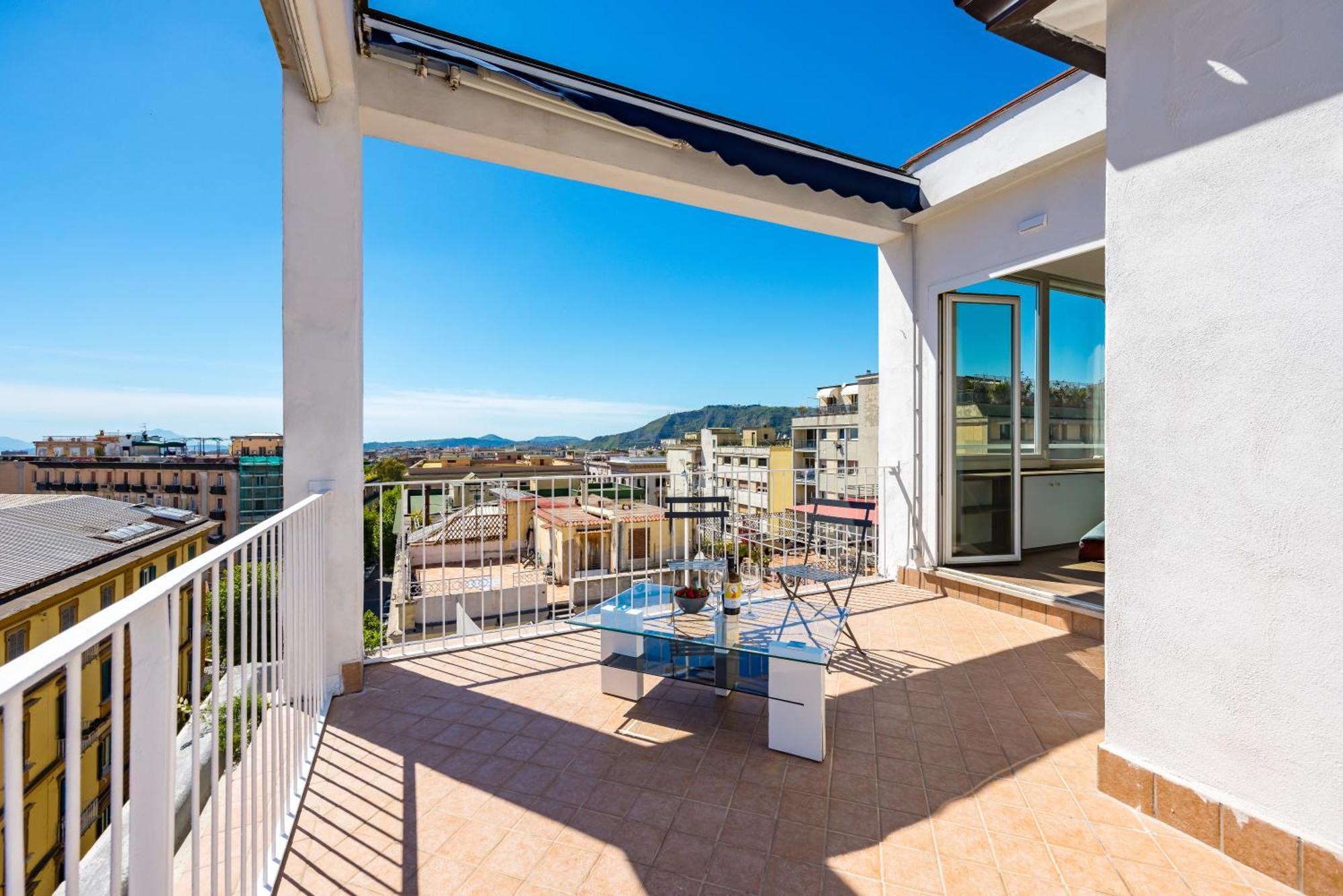 Apartamento Chiave Di Fuga By Napoliapartments